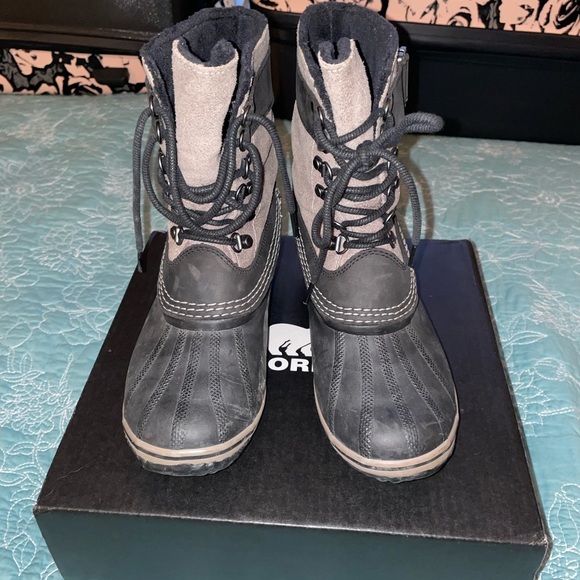 Sorel: woman’s winter boot size 8.5 - Picture 3 of 4